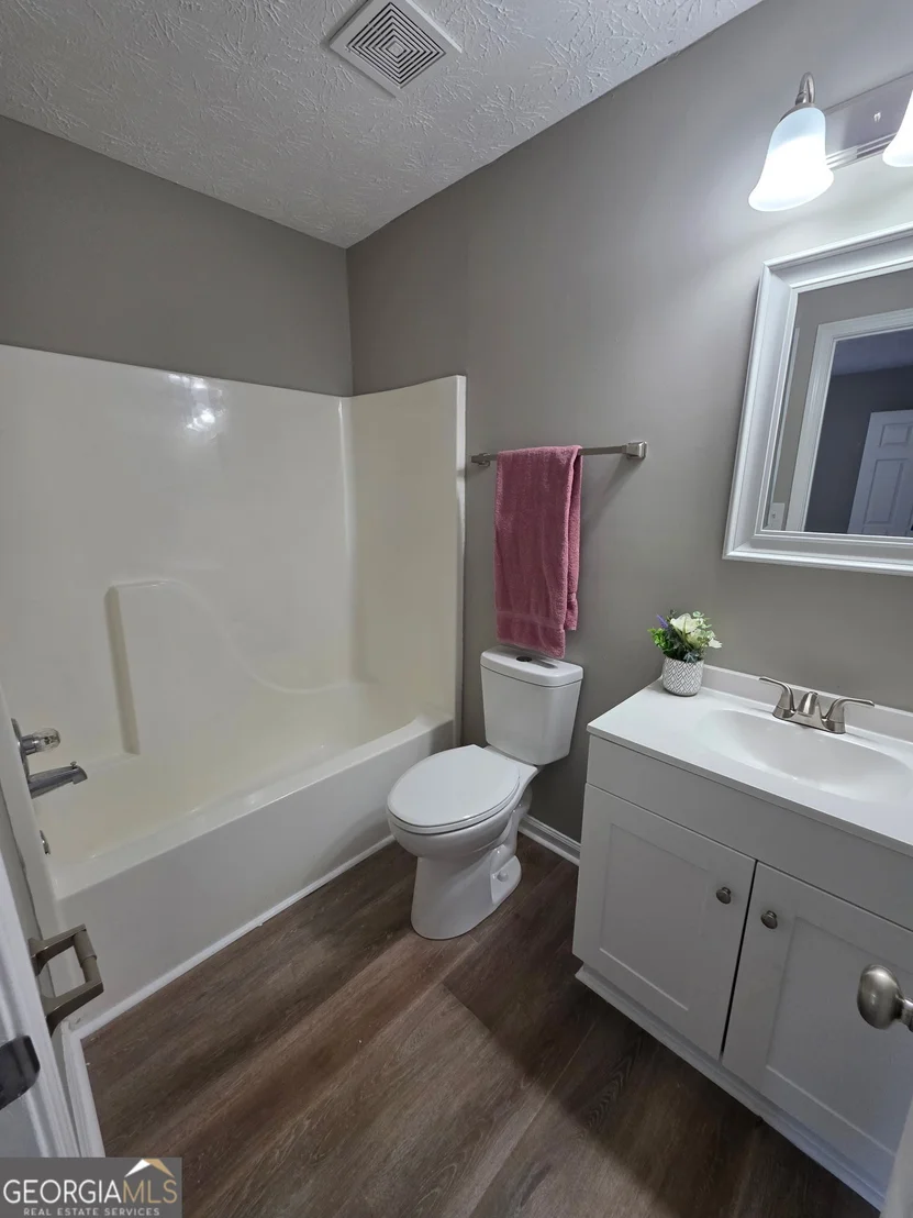 Photo of 355 Big Oak Circle