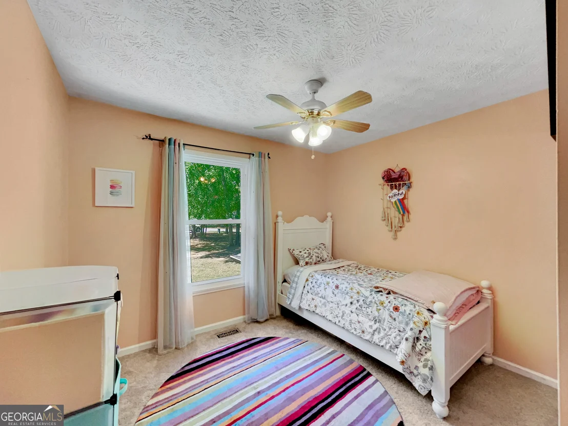 Photo of 298 Hudson River Drive