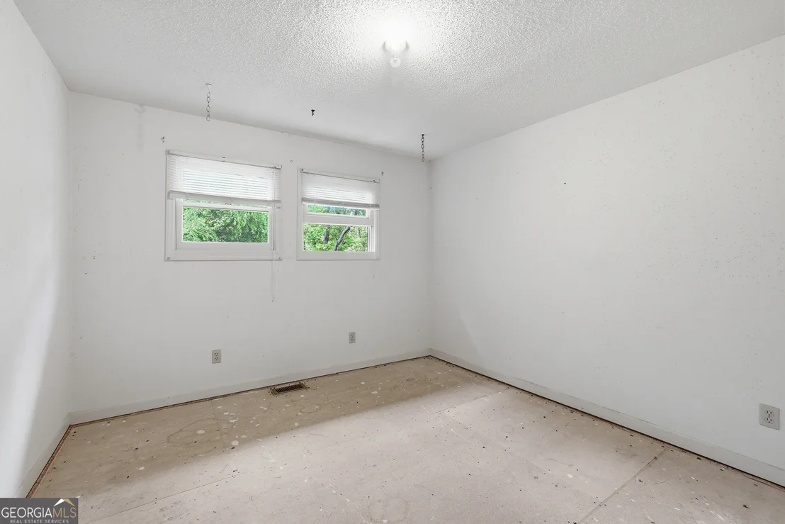 Photo of 592 Potomac Drive
