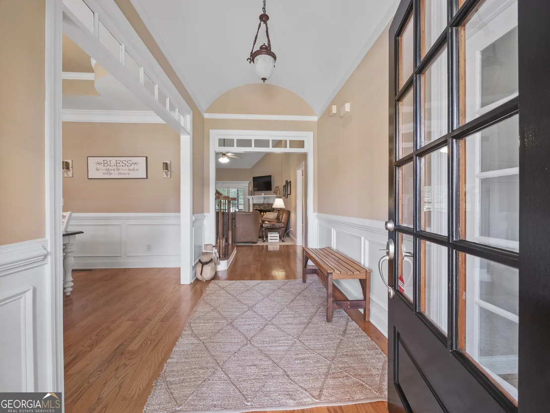 Photo of 100 Cole Point