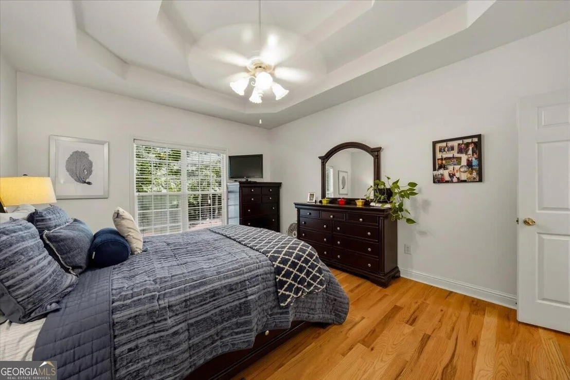 Photo of 920 Huntcliffe Drive
