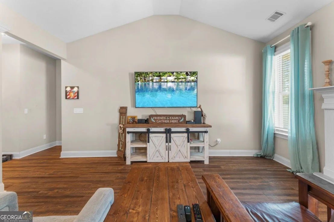 Photo of 161 Laguna Way
