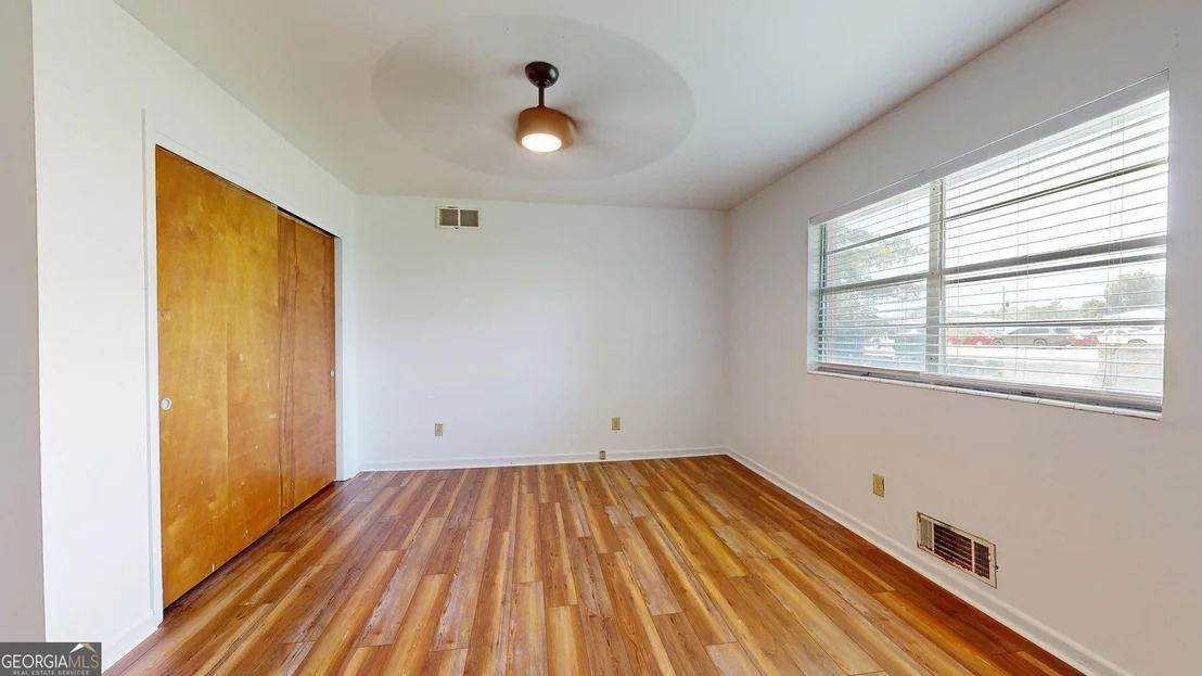 Photo of 8 Roundtree Street