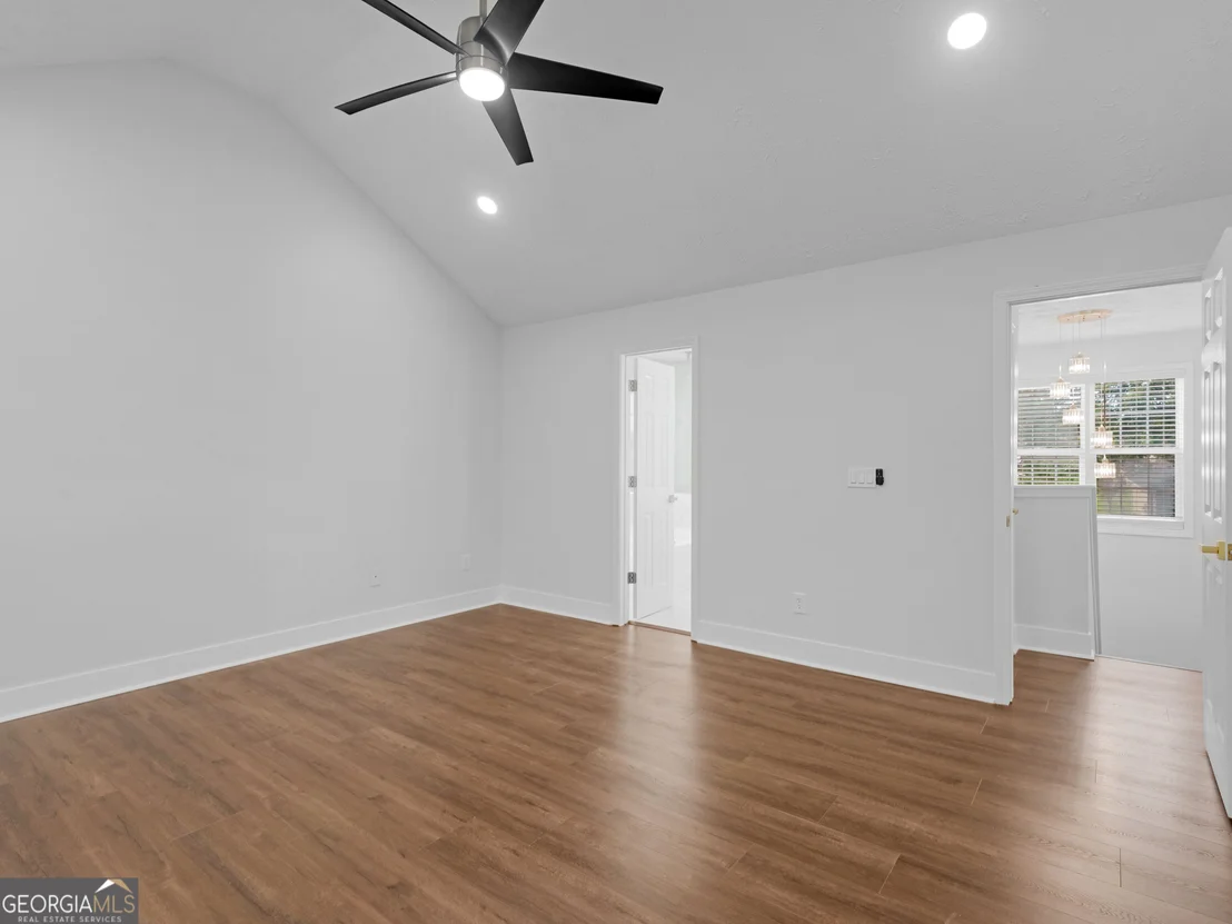 Photo of 493 Cathedral Drive