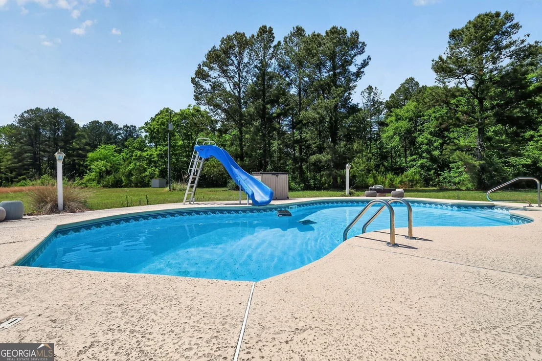 Photo of 645 King Road