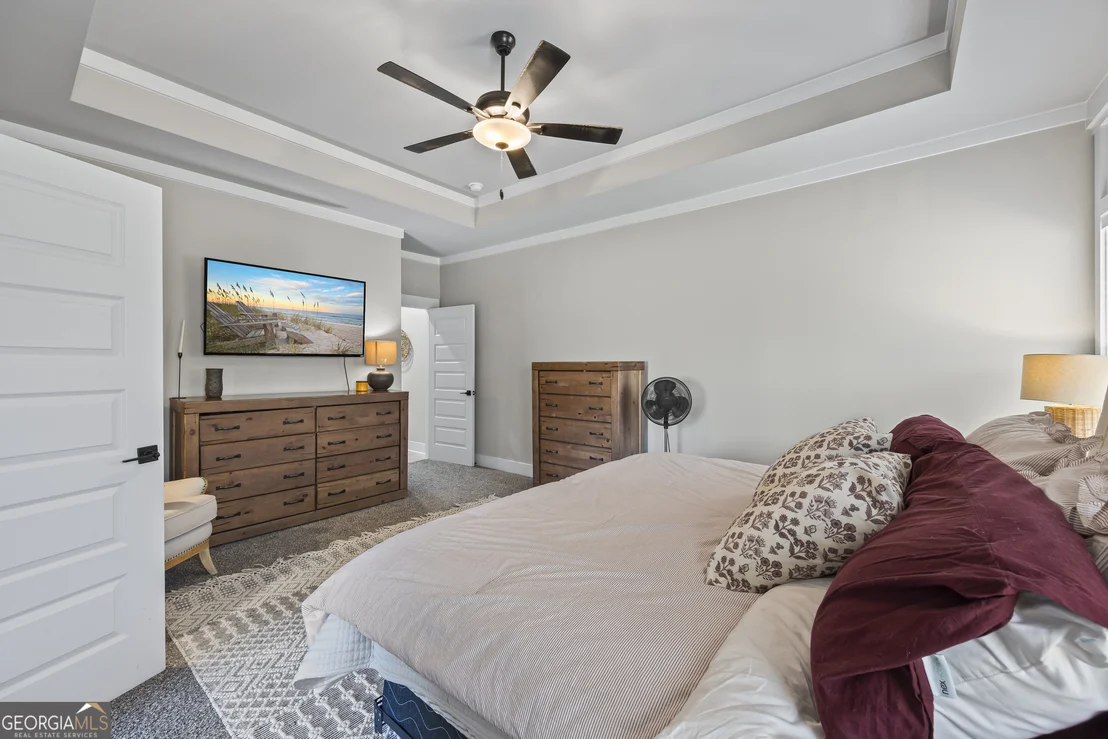 Photo of 152 White Oak Way