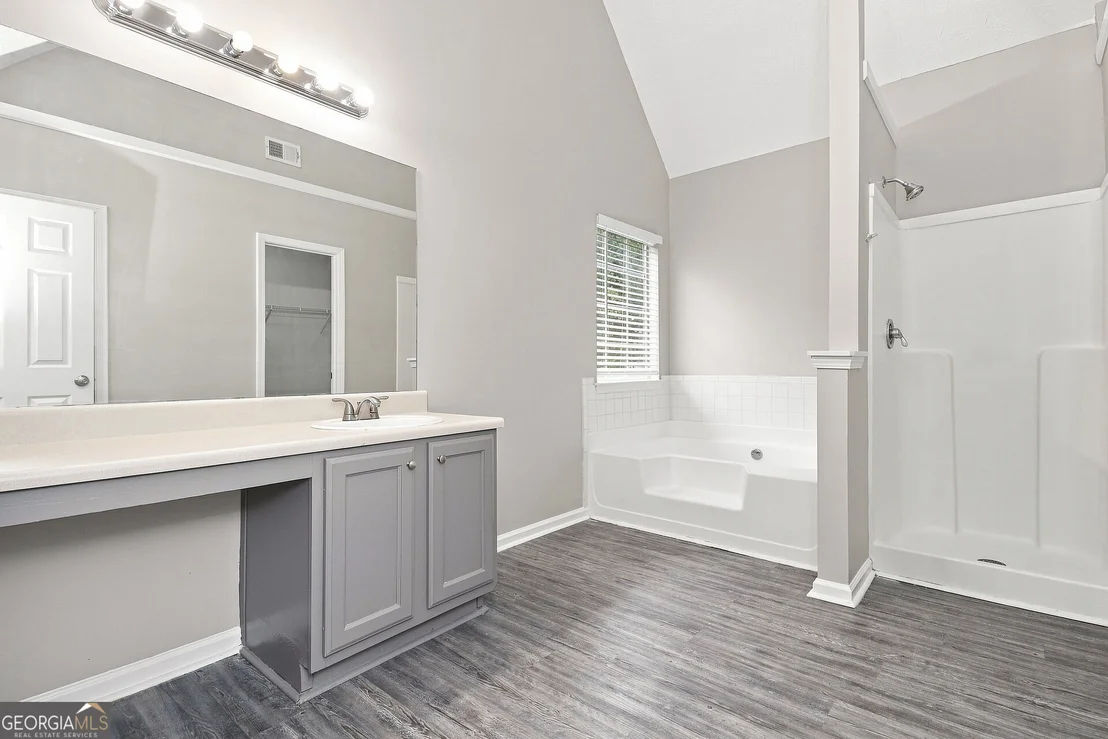 Photo of 228 Biltmore Way
