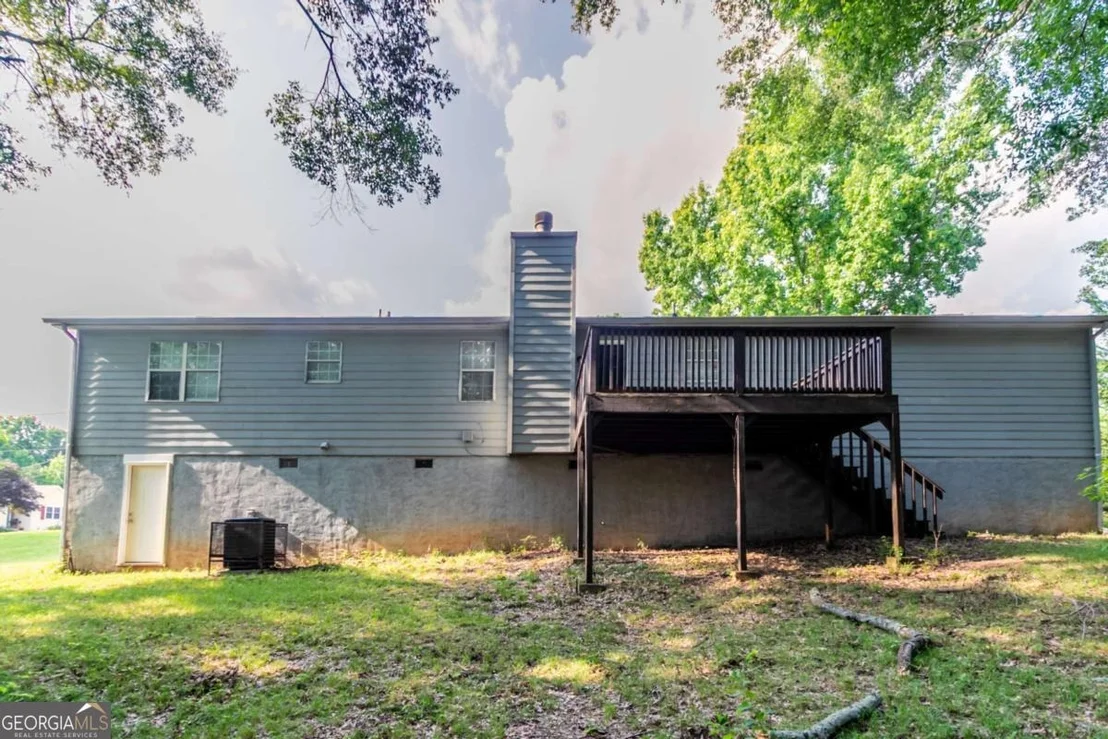 Photo of 310 Rippling Brook Trace