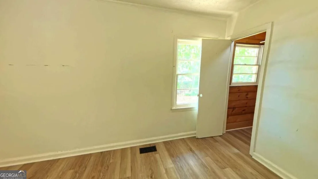 Photo of 75 Collins Road