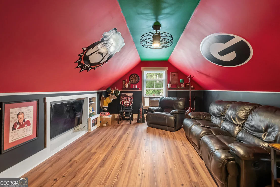Photo of 719 Clubside Drive