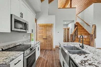 Photo of 60 Oak Forest Circle