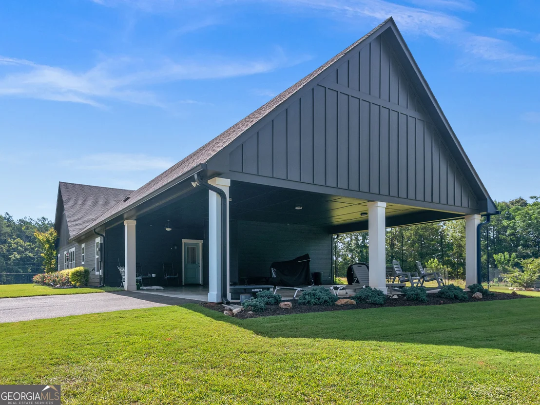 Photo of 300 Cook Road