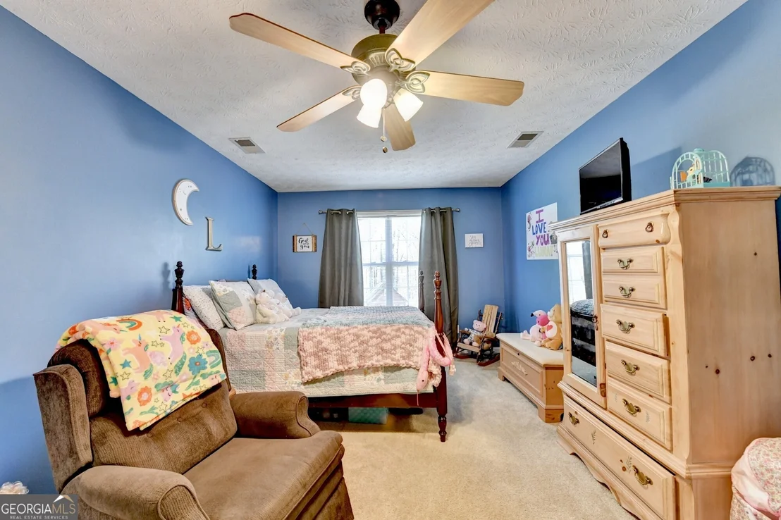 Photo of 1555 Lower River Road