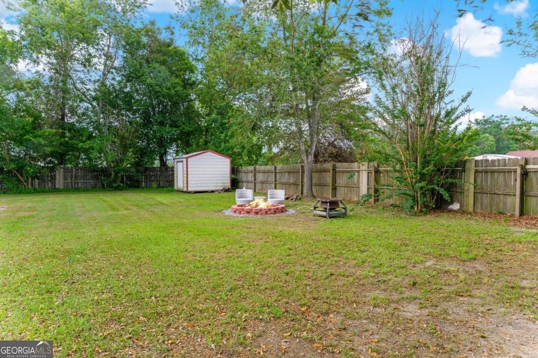 Photo of 100 Live Oak Circle