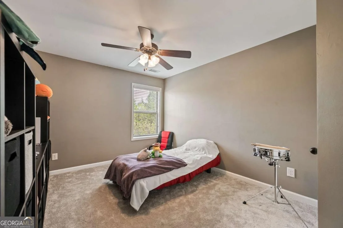 Photo of 555 Evergreen Way