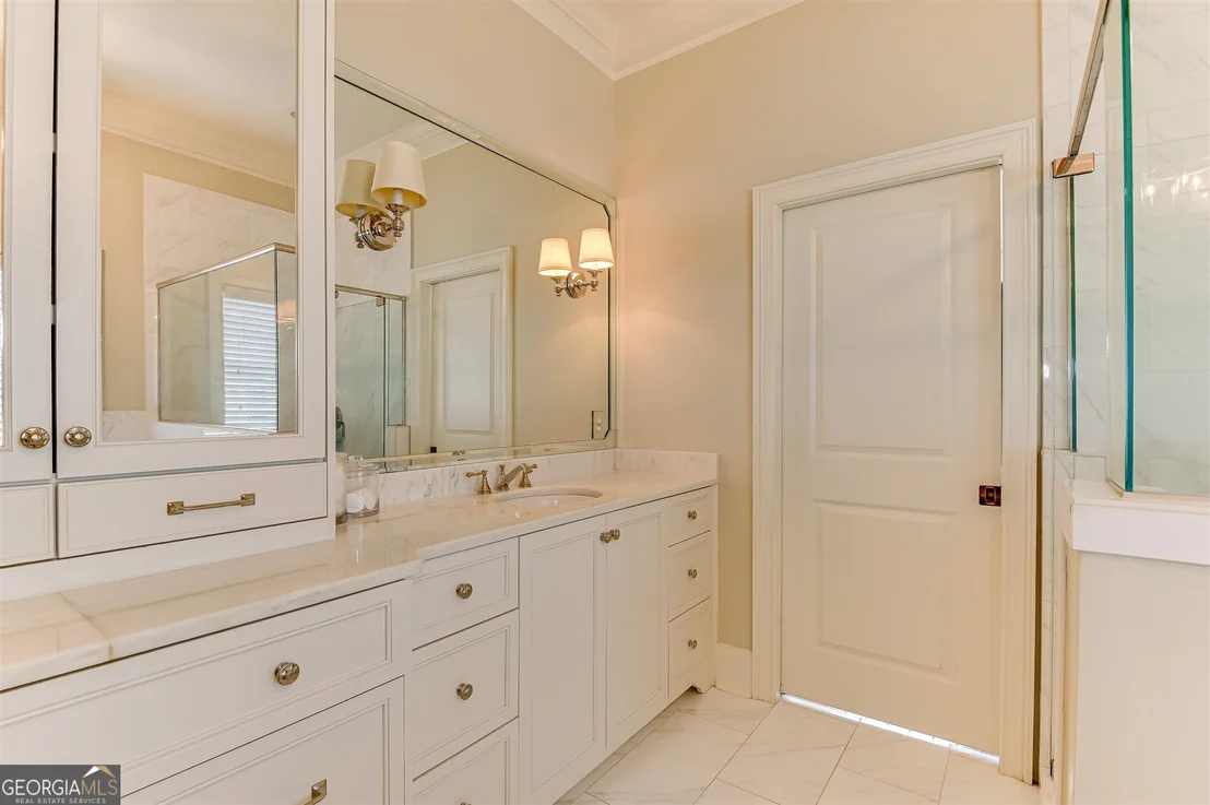 Photo of 1052 Emerald Place