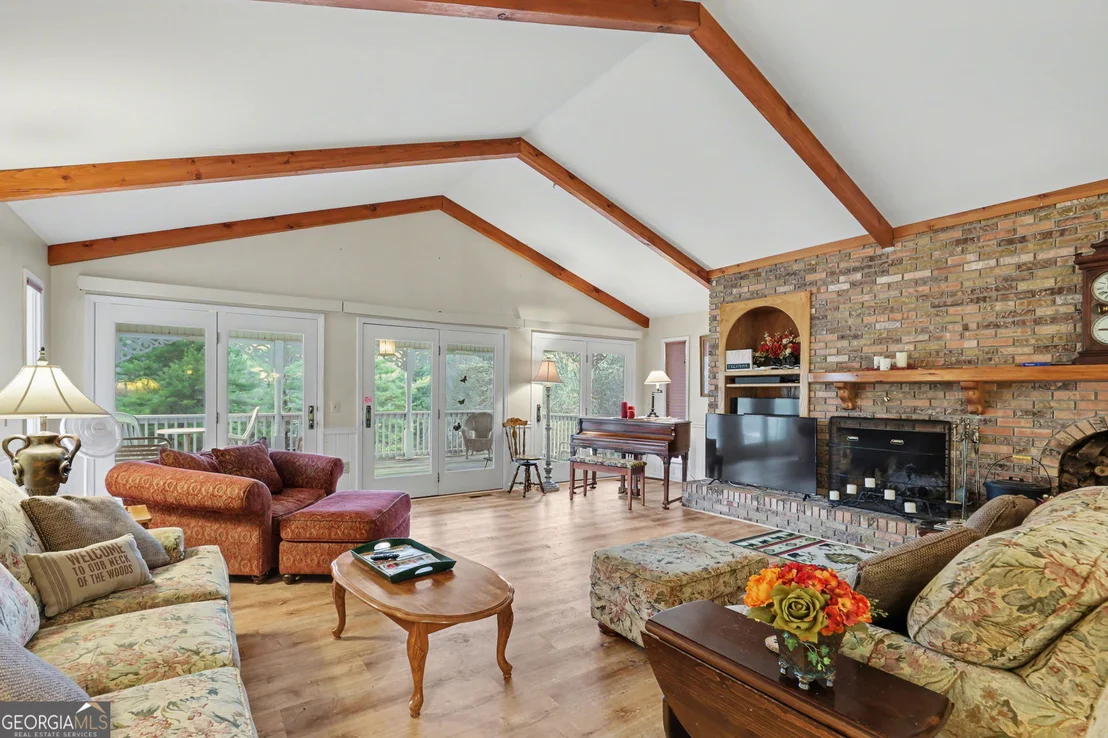 Photo of 70 Fairway Lane