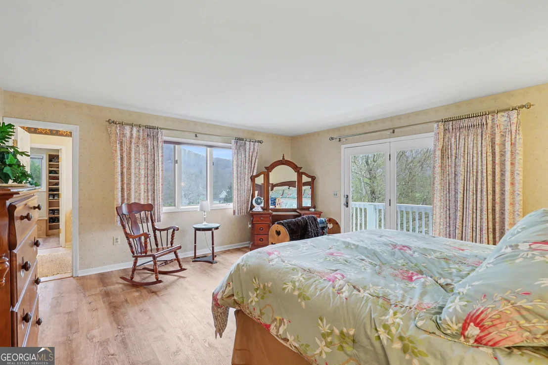 Photo of 70 Fairway Lane