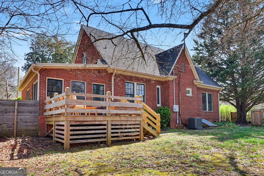 Photo of 33 Maple Street