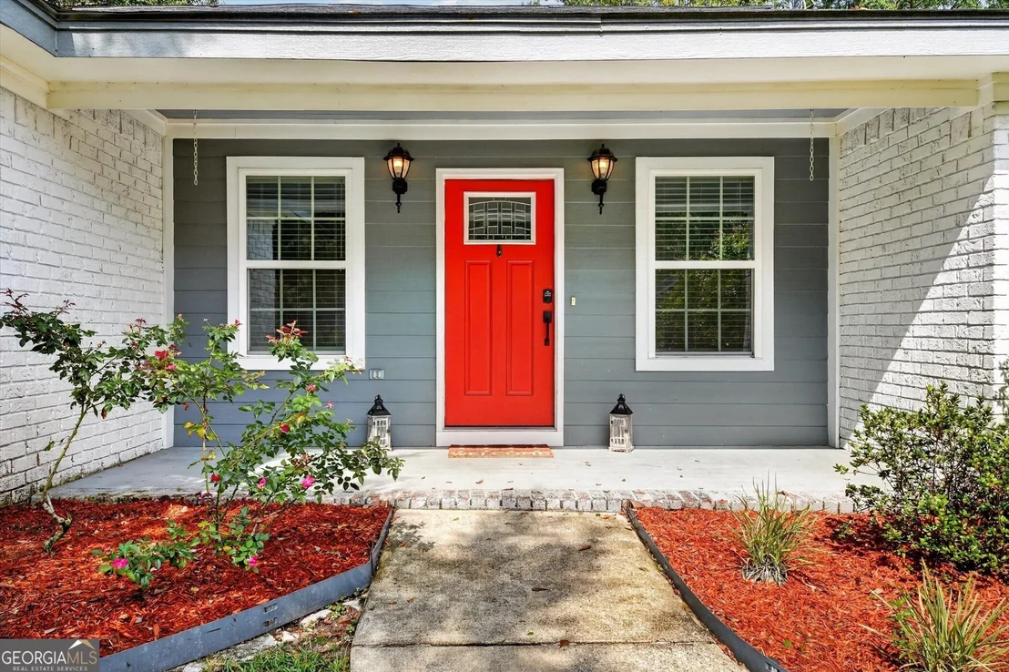Photo of 214 Jefferson Circle SE