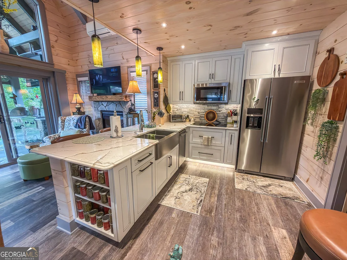 Photo of 111 Wildflower Road
