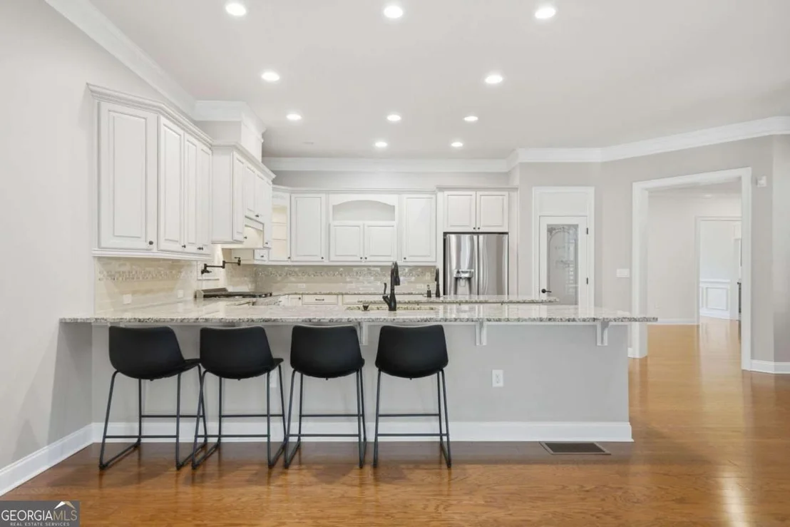 Photo of 655 Hemlock Trail