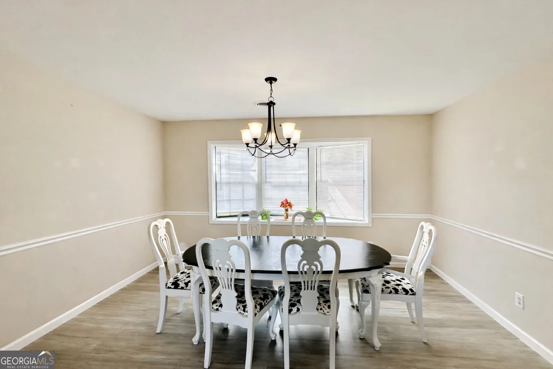 Photo of 5690 Drusilla Lane