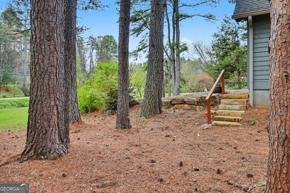 Photo of 18 Saga Mountain Road