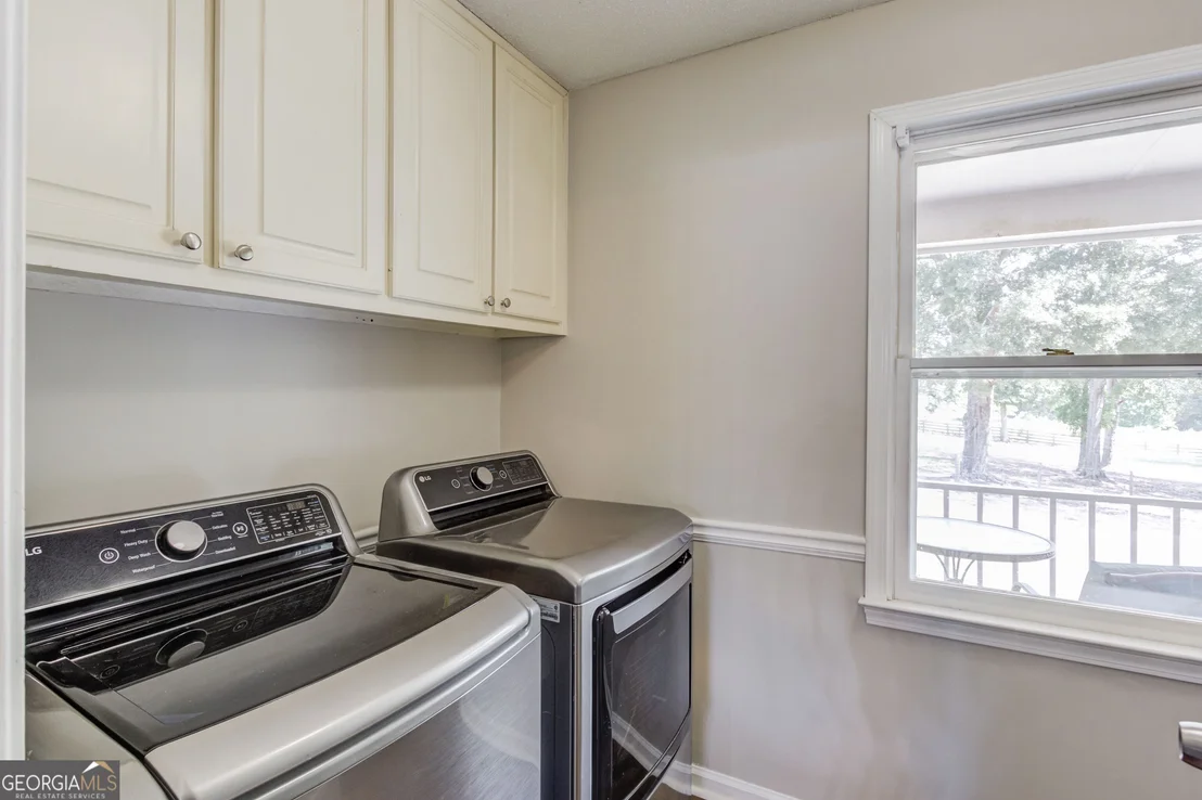Photo of 2373 Whitney Road