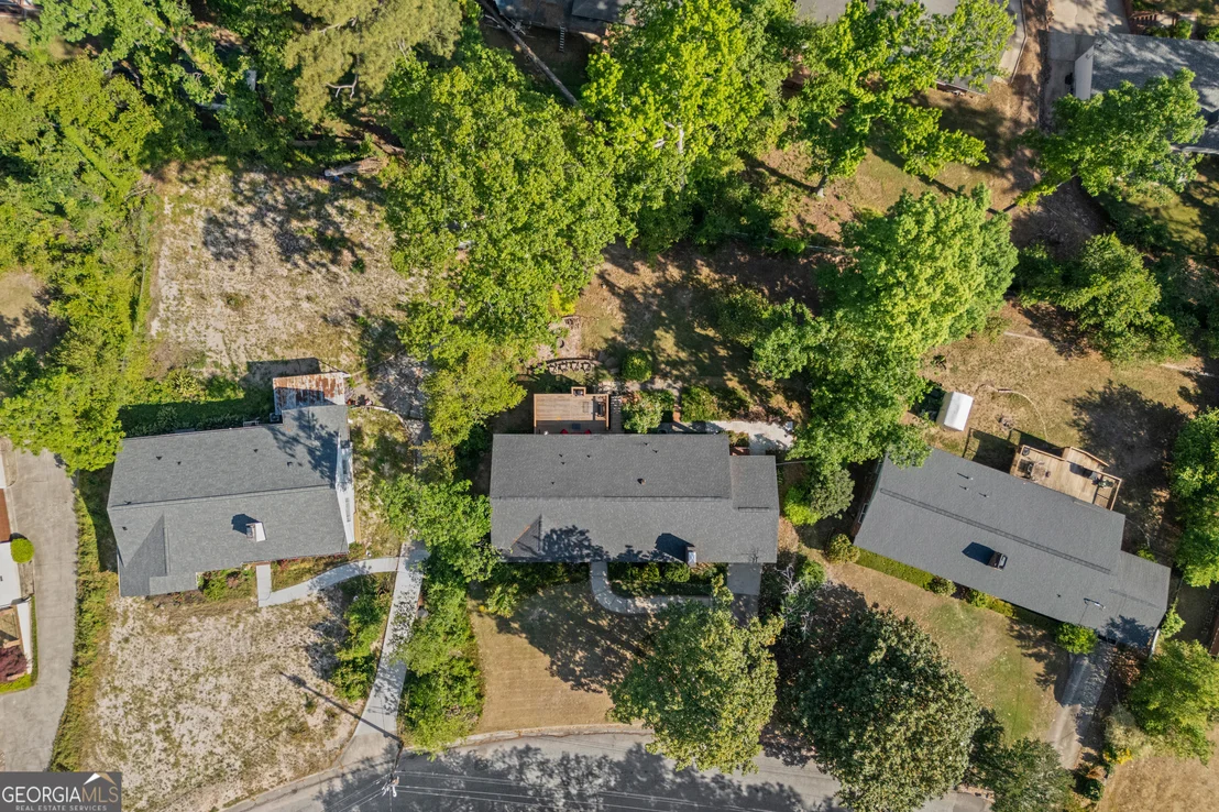 Photo of 2220 Edgewood Drive
