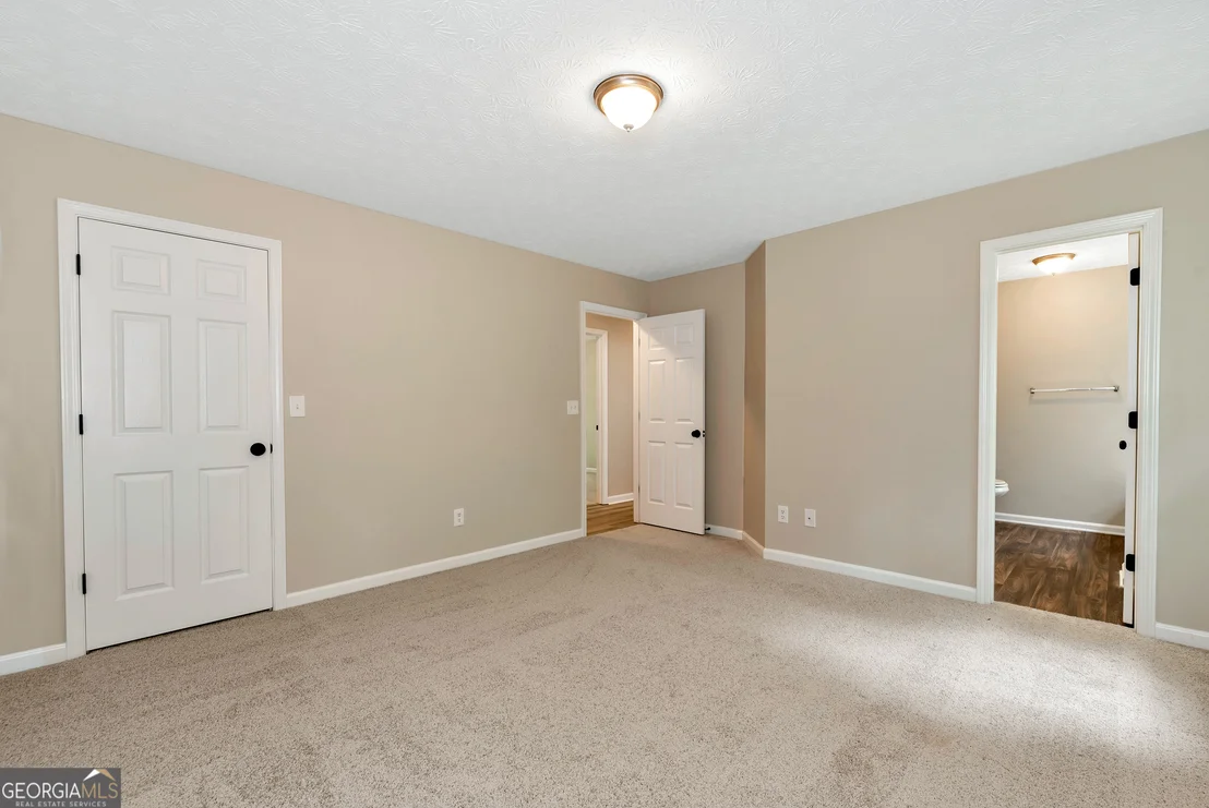 Photo of 2100 Mantle Drive