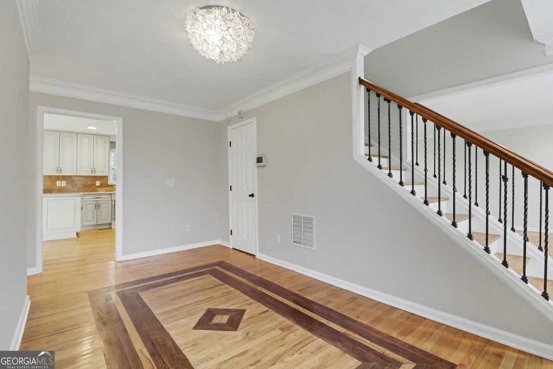 Photo of 205 Marsh Glen Point