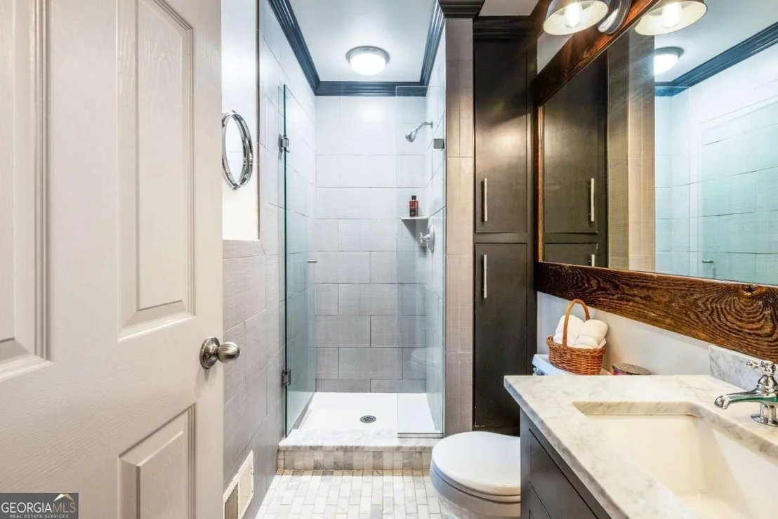 Photo of 482 Shady Lane Circle