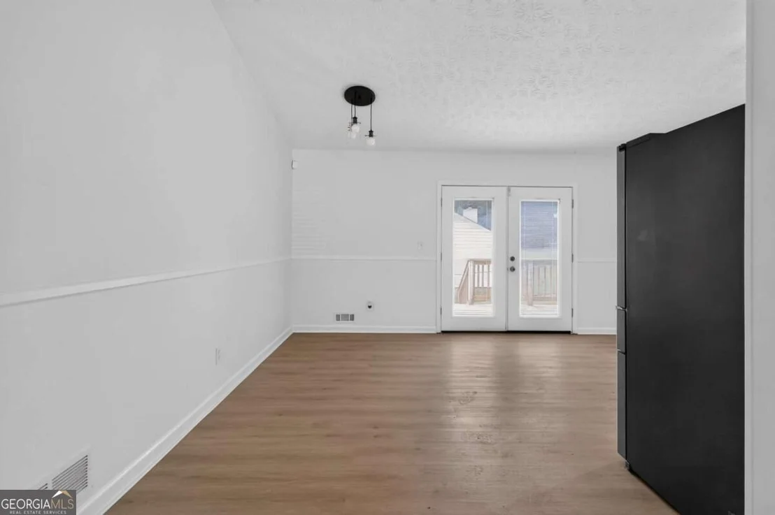 Photo of 3217 Canterbury Trail