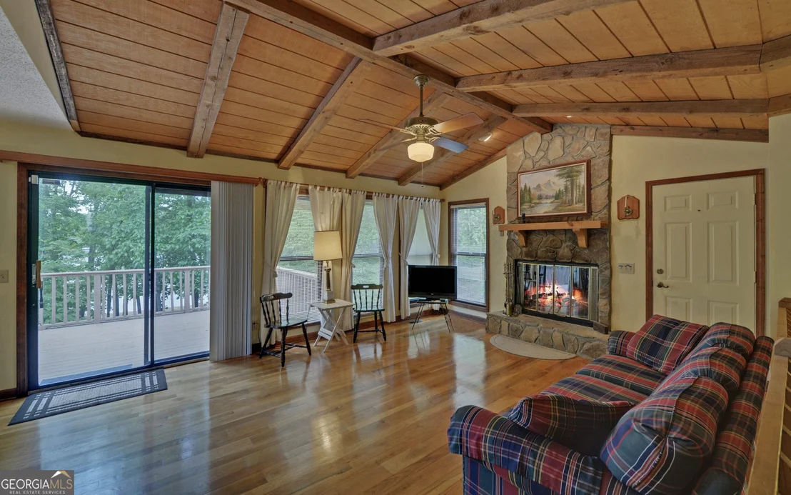 Photo of 371 Shorewood Circle