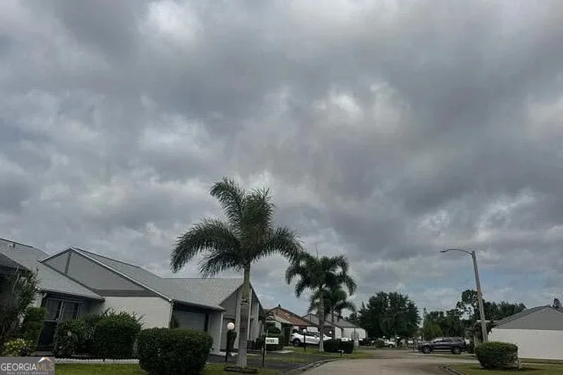 Photo of 9801 Maplecrest Circle