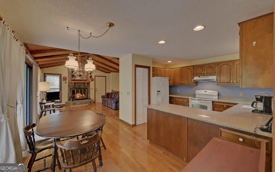 Photo of 371 Shorewood Circle