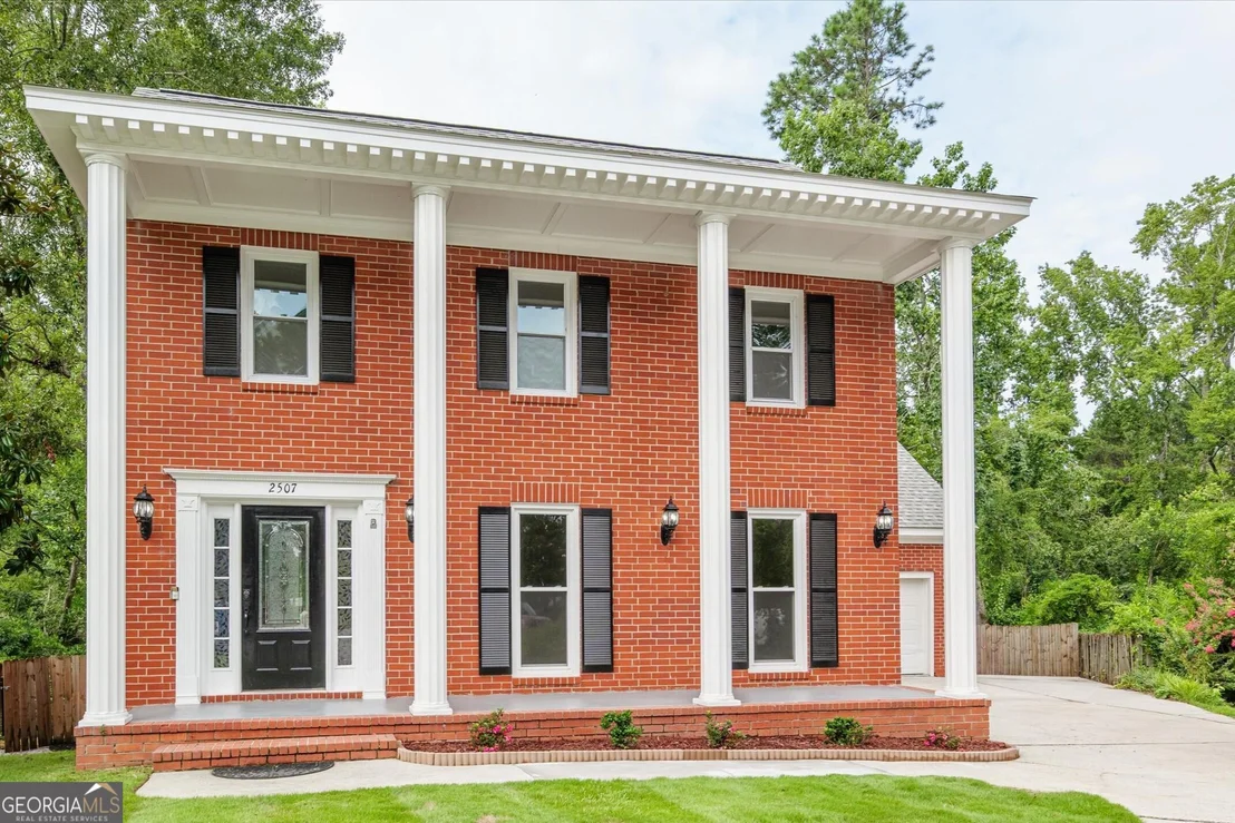 Photo of 2507 Pinebluff Court