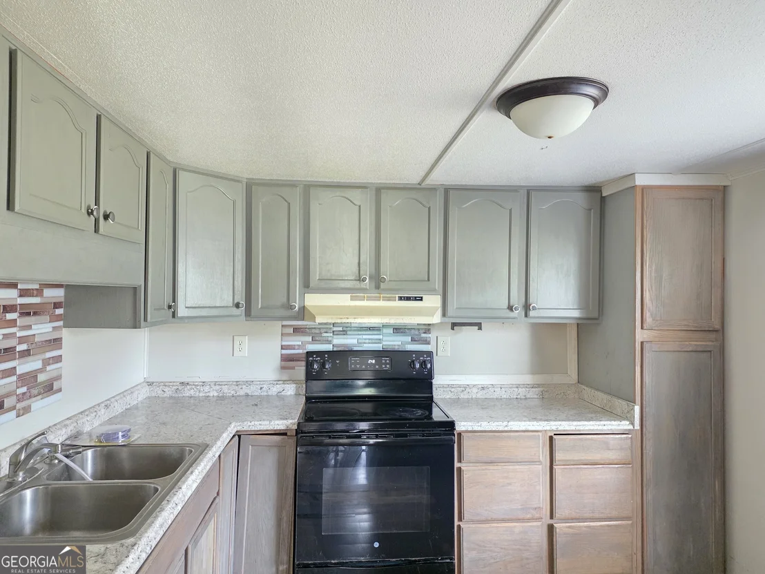 Photo of 405 5th Avenue