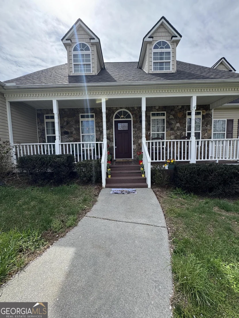 Photo of 2458 Post Road