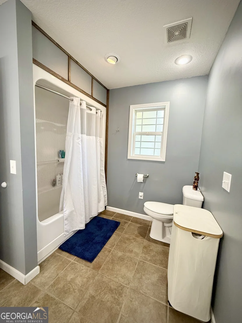 Photo of 2402 Zoar Road