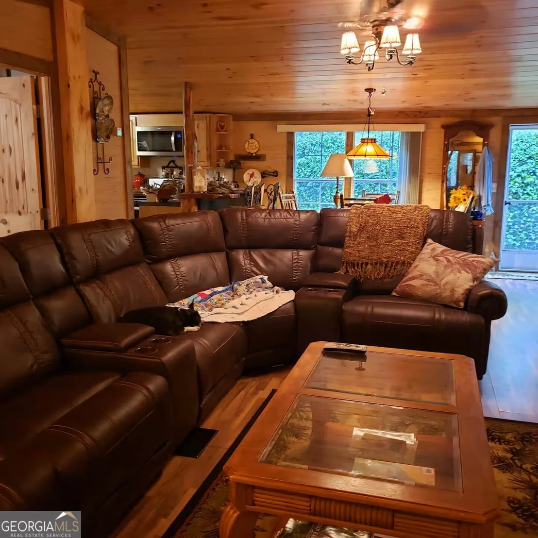 Photo of 840 JOE DAVIS Road