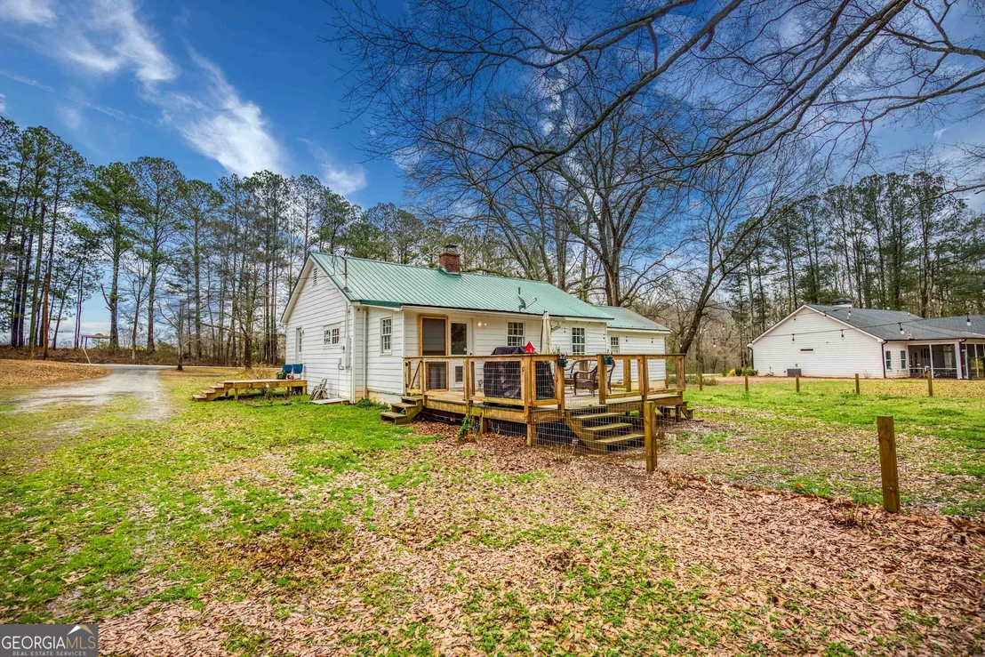 Photo of 2100 Bostwick Highway