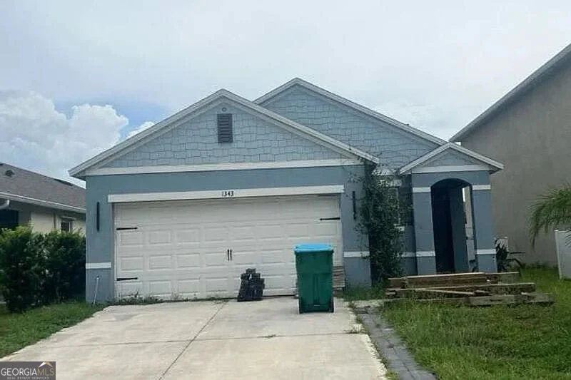 Photo of 1343 Winter Gray Circle
