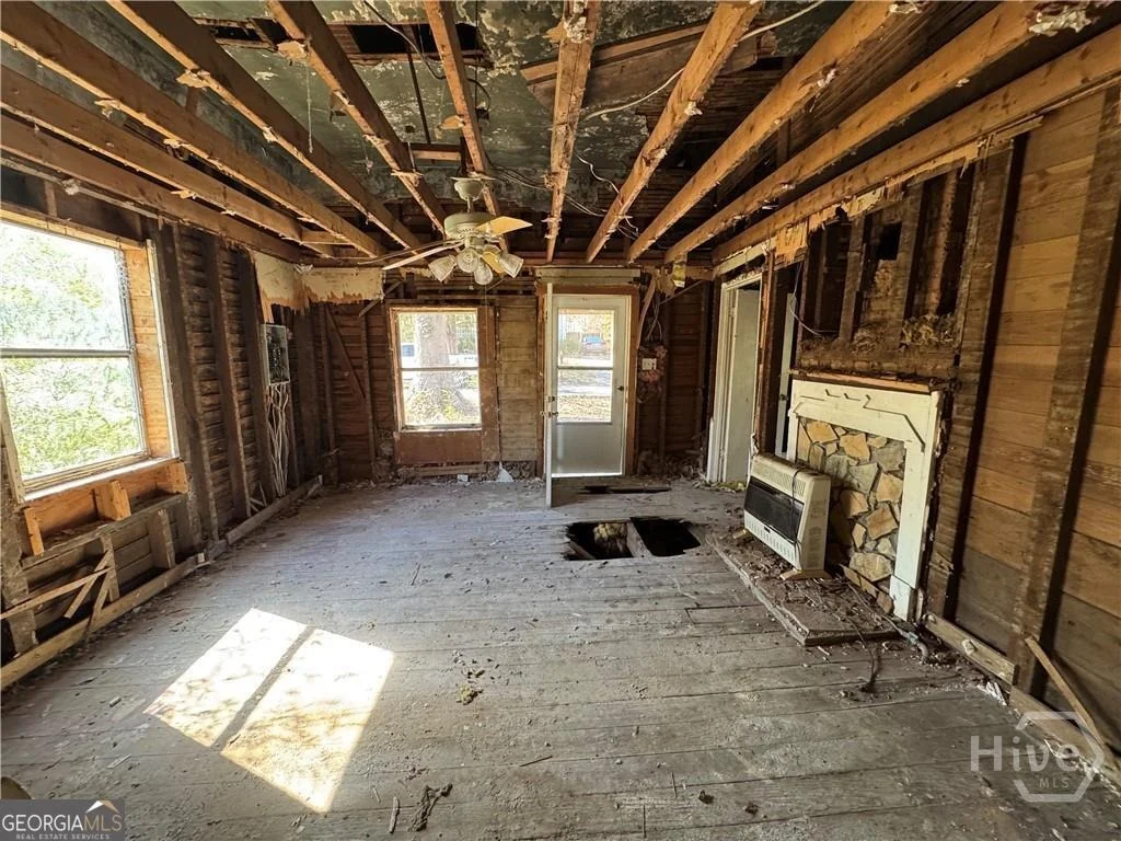 Photo of 160 Macon Avenue