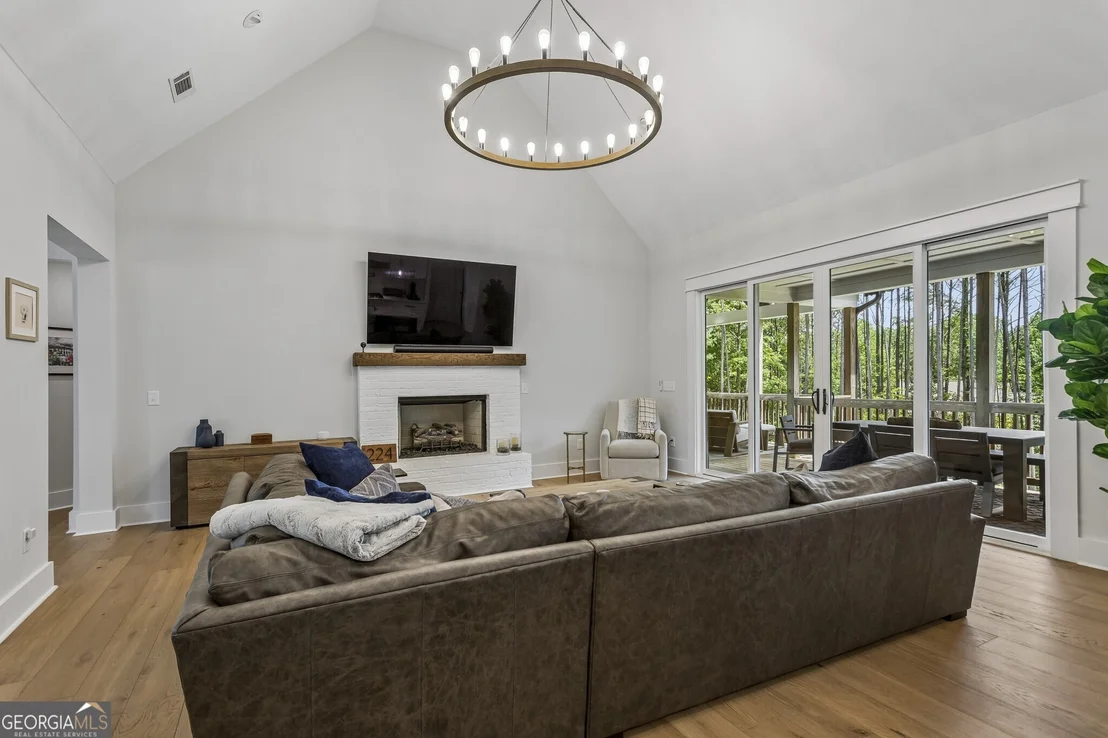 Photo of 224 Autumn Brook Drive