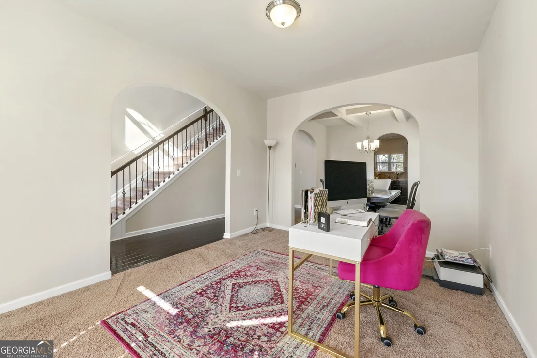 Photo of 536 Caledon Way