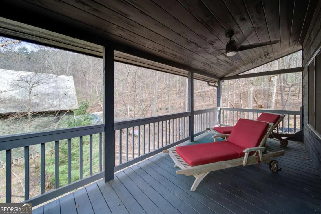 Photo of 265 Echo Lane