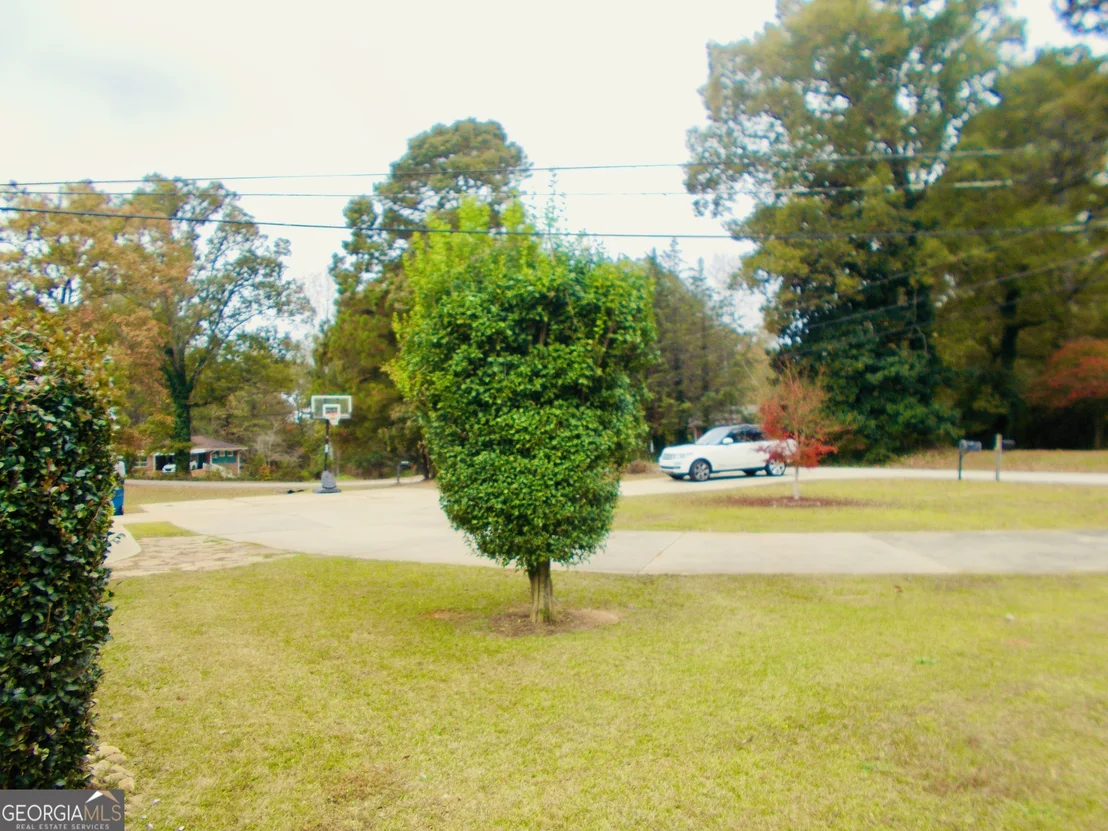 Photo of 195 North Drive