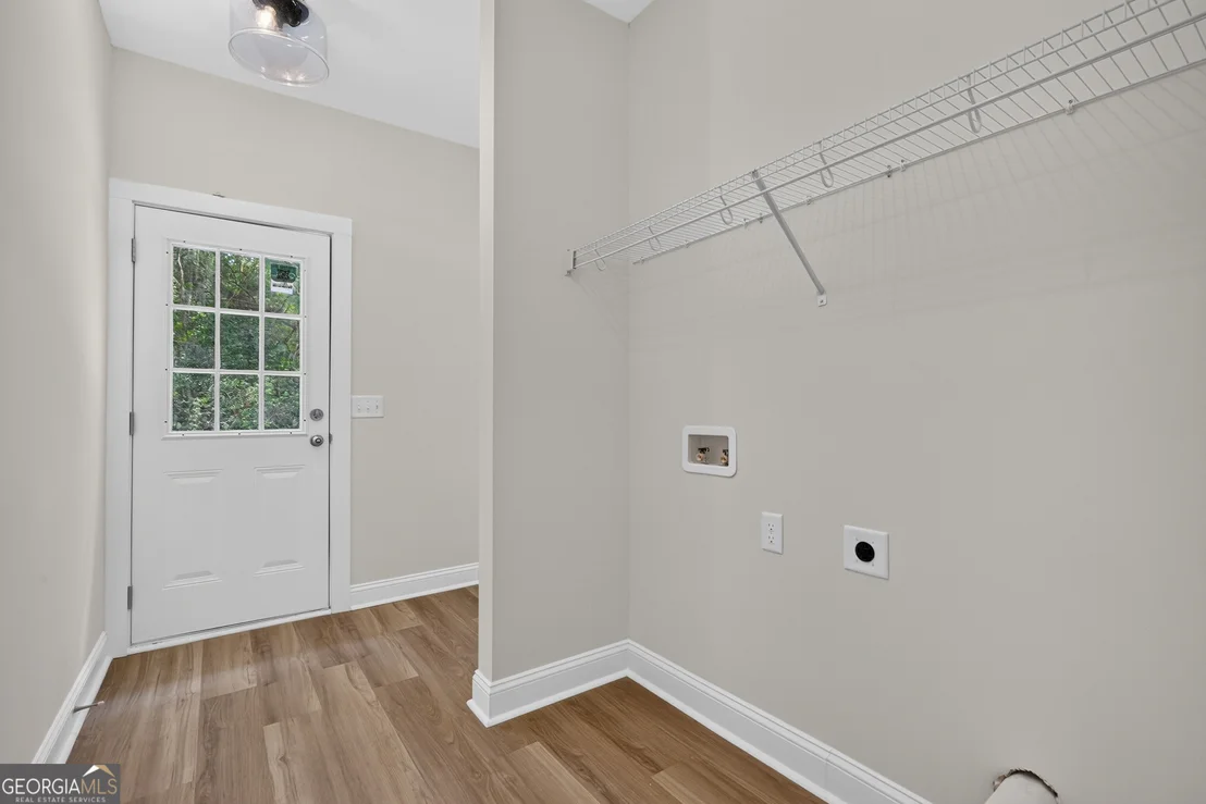 Photo of 1096 Casey Road